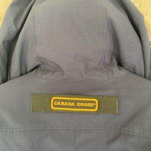 Men’s Canada Goose Parka- Sz M- GREAT CONDITION